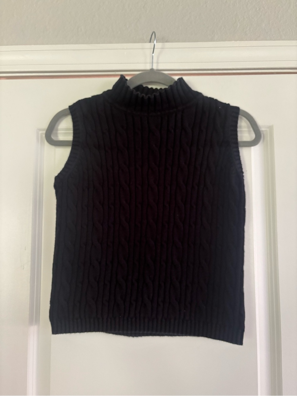 Villager Sport Liz Claiborne Black Ribbed Mock Neck Sweater Golf Vest Size M